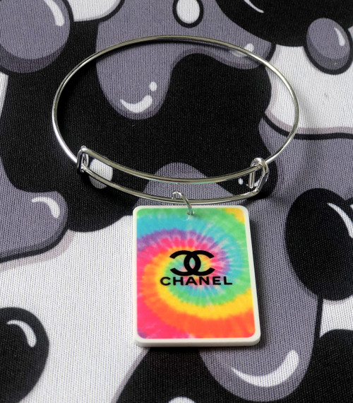 CC Tye dye charm planar bracelet