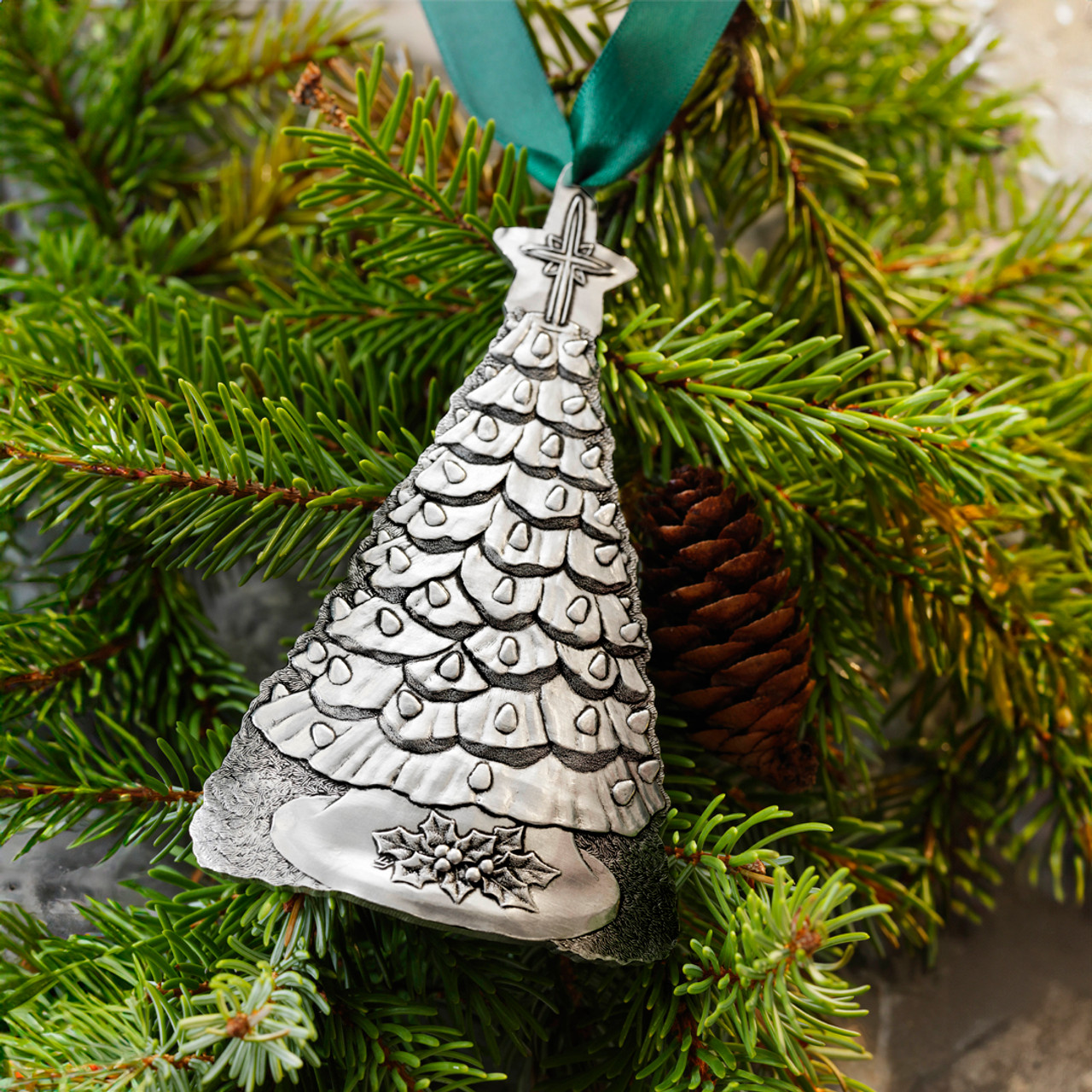 Nostalgic Christmas Tree Ornament - Wendell August Forge