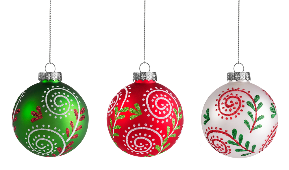 6 Best Christmas Tree Ornament Sets for Gifting This Year Wendell August