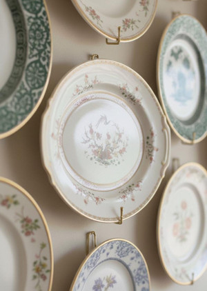 Noritake Hawthorne Platter with Hanger | 1940s Japanese Porcelain | Grandmillennial Plate Wall Art | Chinoiserie Gift