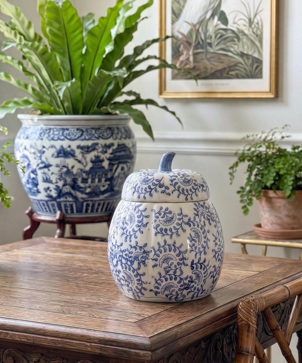 Vintage Melon Ginger Jar | Blue White Chinoiserie Ceramic Vase