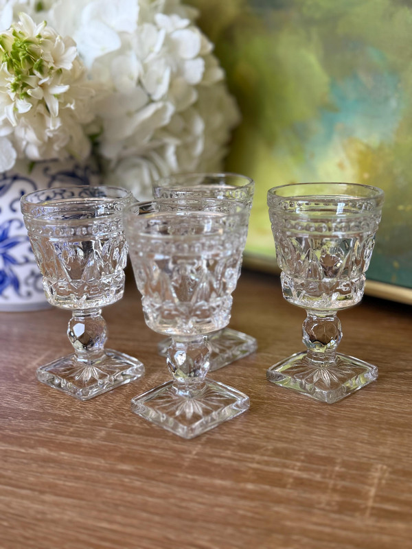 EAPG Shot Glasses Set | Victorian Beaded Medallion Glassware