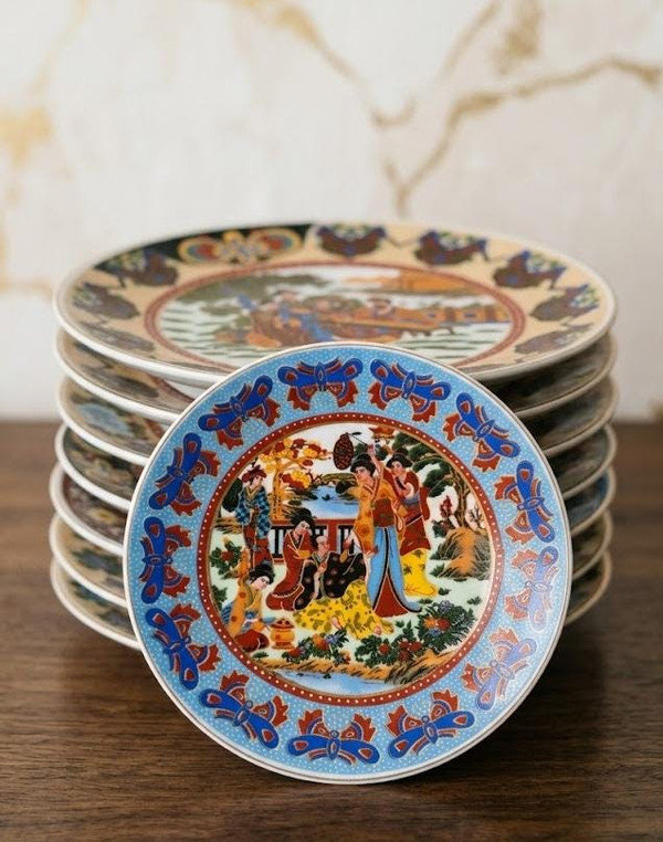 Japanese Kutani Plates | Mid Century Satsuma Style Porcelain Dishes (6 Inch)