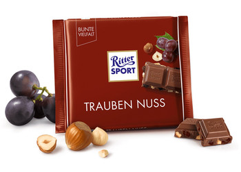 RITTER MILK CHOCOLATE WITH RAISINS & HAZELNUTS 100g RITTER MILK CHOCOLATE WITH RAISINS & HAZELNUTS 100g