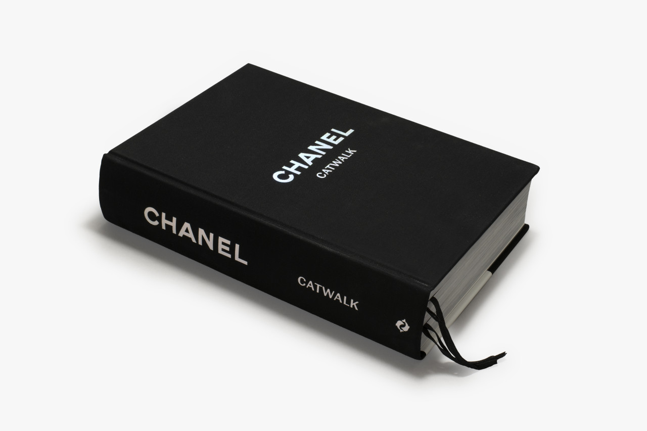 Produktionscenter prangende måske Chanel Catwalk: The Complete Collections