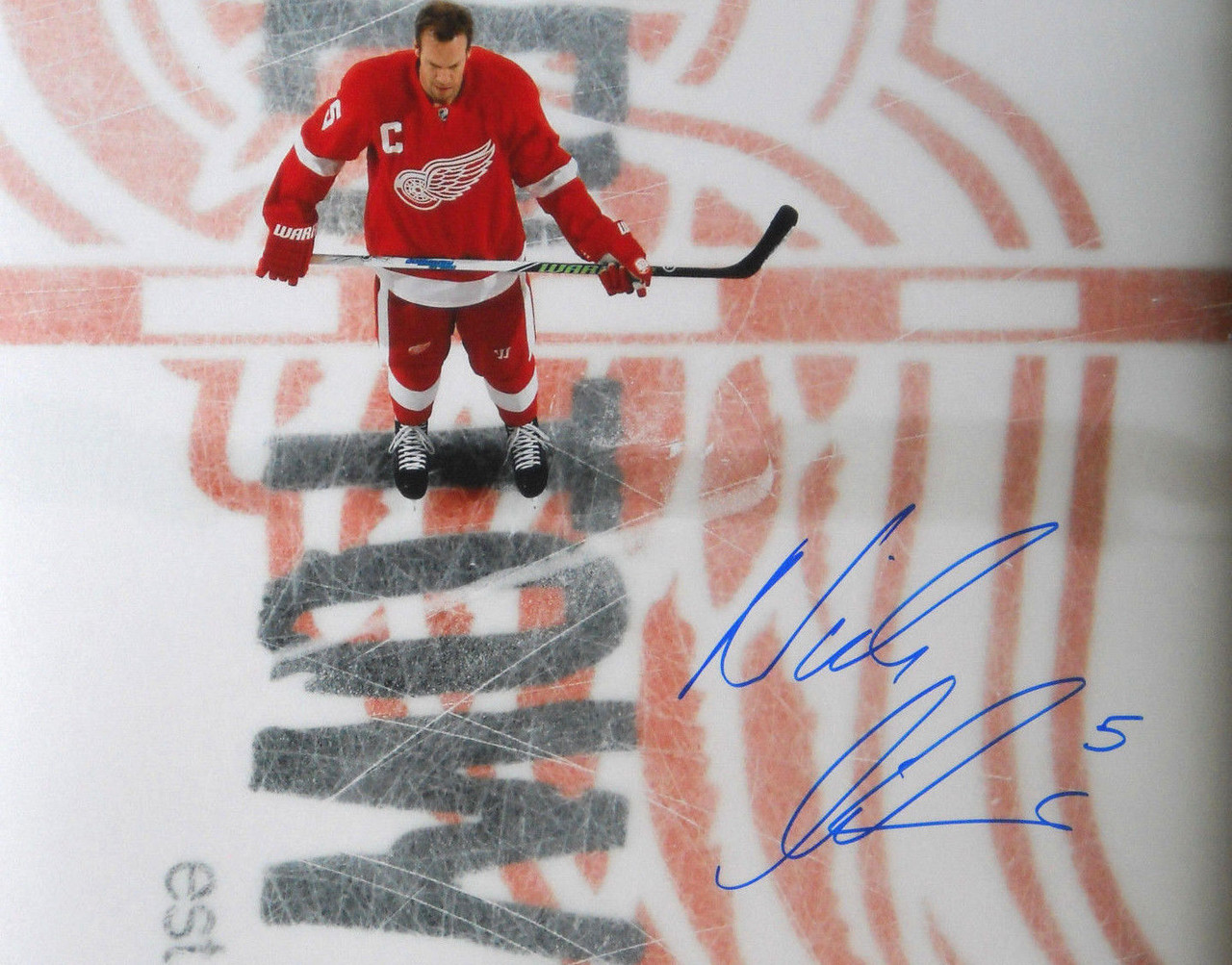 NICKLAS LIDSTROM BRENDAN SHANAHAN AUTOGRAPHED 16X20 PHOTO DETROIT RED WINGS  AASH