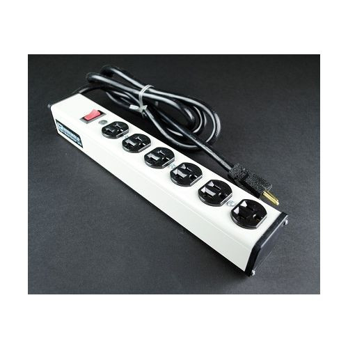 Wiremold ULB620-15 Plug-In Outlet Center Unit / 120V/20A/6 O/L /lighted switch/15' cord