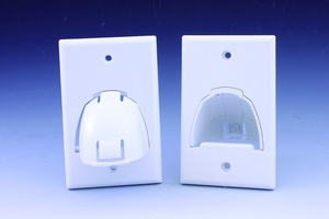 Liberty Cable UWGS0000-WH Economy Structured Solution Bulk Wire Plate with reversible Nose in single gang format