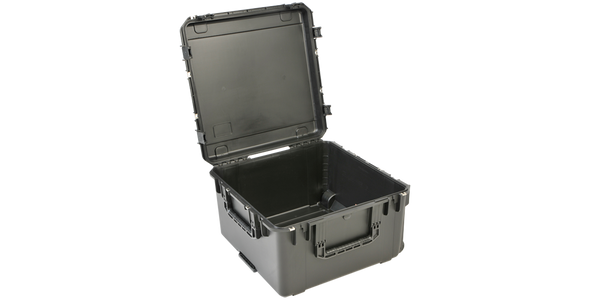 SKB Cases 3I-2424-14BE 24 in x 24 in x 14 in - Empty -w/wheels