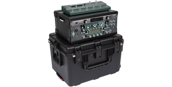 SKB Cases 3i-231714GFX iSeries FlyRack case for Line 6 HELIX Rack or Kemper Rack and floor controller