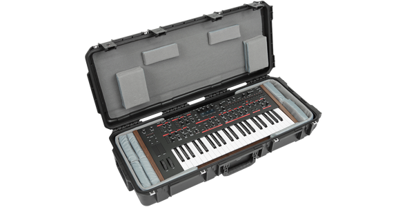 SKB Cases 3i-3614-TKBD iSeries 49-Note Keyboard Case - w/Think Tank Interior: 33.5 in x 13.5 in x 4.125 in
