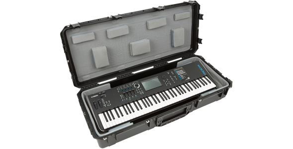 SKB Cases 3i-4719-TKBD iSeries 61-Note Wide Keyboard Case - w/Think Tank Interior: 45 in x 18 in x 6.25 in