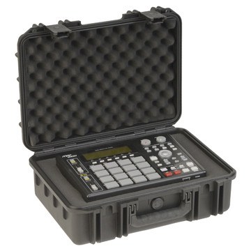 SKB Cases 3I-1711-6B-C 17 in x 11 in x 6 in w/cubed foam