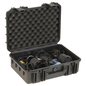 SKB Cases 3I-1711-6B-L 17 in x 11 in x 6 in w/layered foam