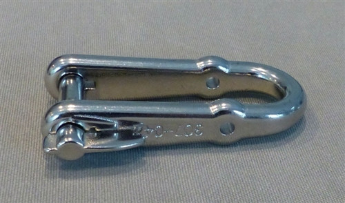 Selden 8mm halyard shackle