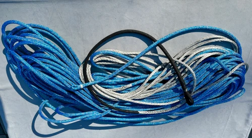 J111 main halyard
