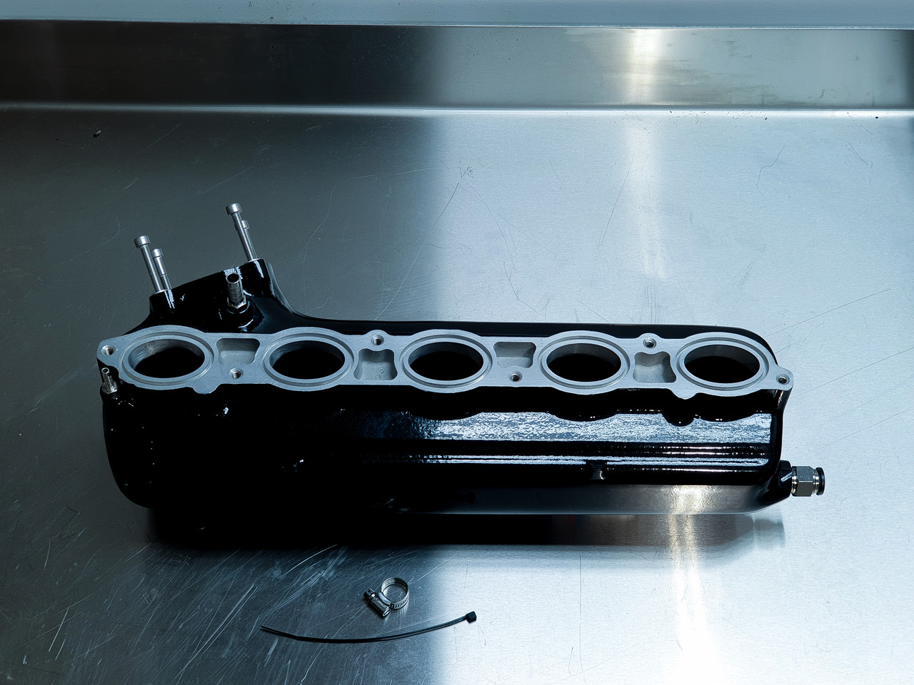Airtec Motorsport Inlet Plenum BLACK - Focus On Performance