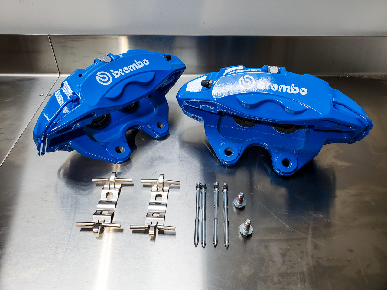 Brembo Front brake calipers BLUE - Focus On Performance