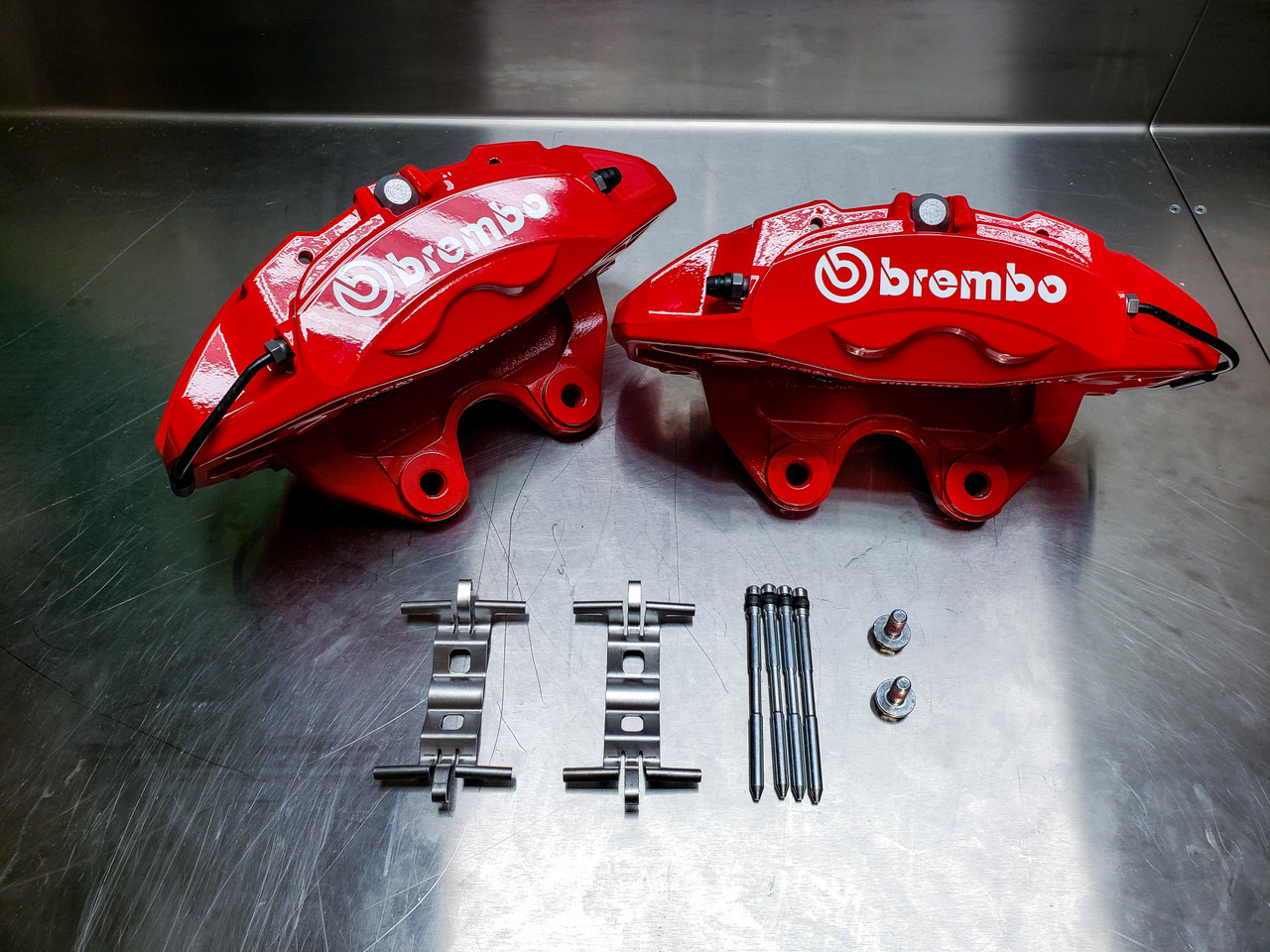 Brembo Front brake calipers RED - Focus On Performance