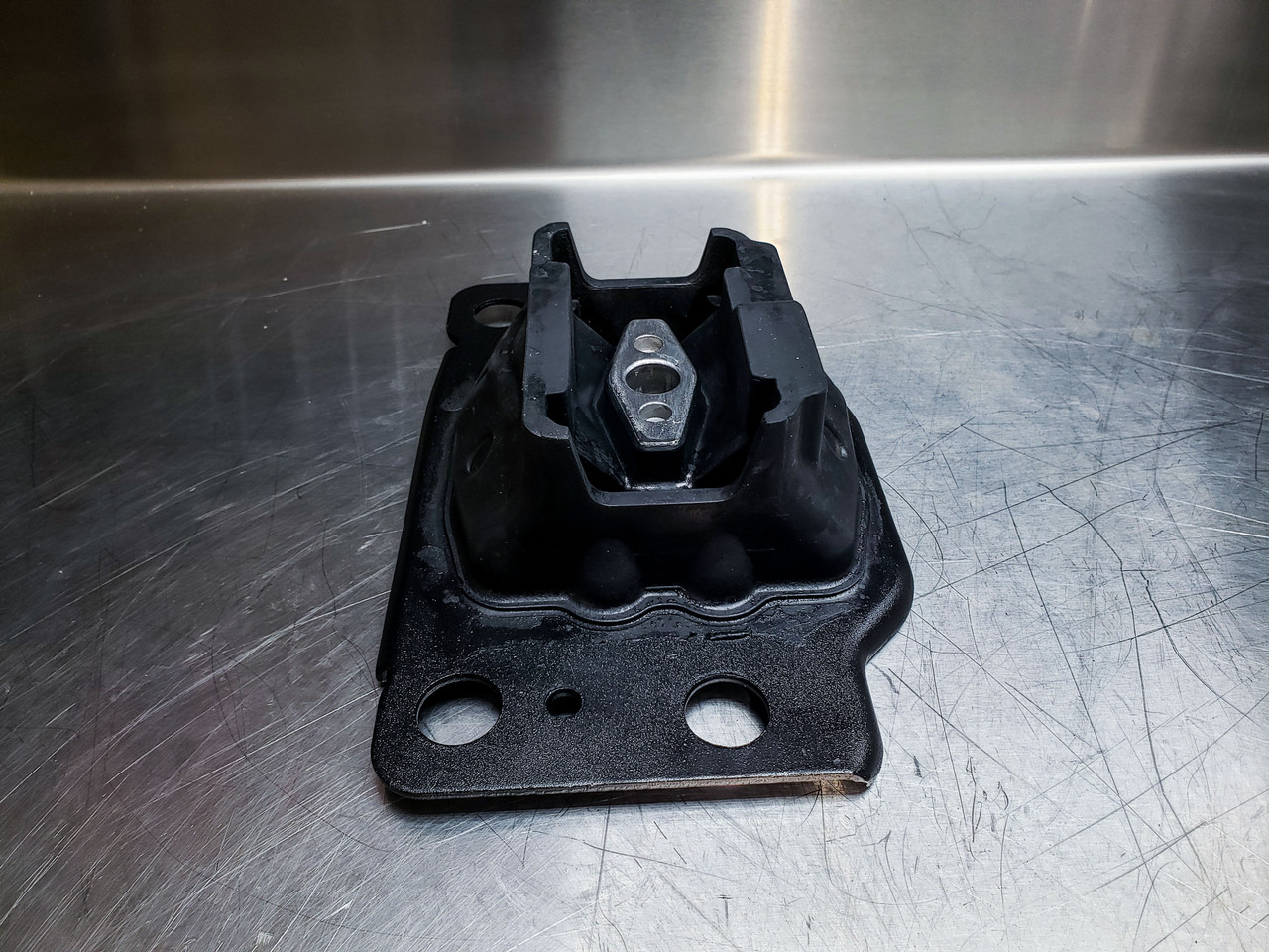 FORD Exhaust Mounting Rubber Mount Mondeo 93- 96 | UK FORD Exhaust Mounting Rubber Mount Mondeo 93- 96 | UK