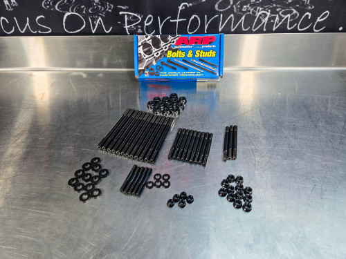 ARP Main Stud SET 
XR5 Turbo / RS mk2 