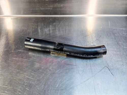 AWD Fuel Filler Hose GENUINE FORD
Part number: 8V41 9047 AA