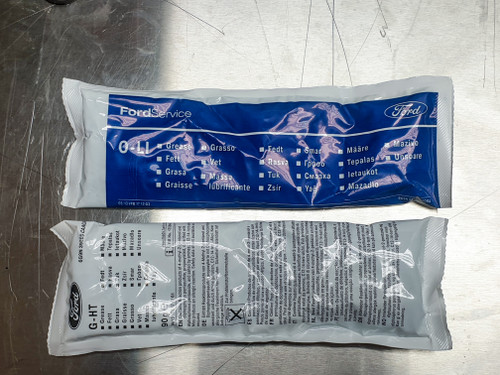 Focus RS mk3 Focus ST mk3 Inner and outer CV boot kit GENUINE FORD  Focus RS mk3 Focus ST mk3 Inner and outer CV boot kit GENUINE FORD