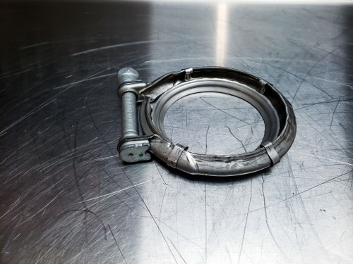 RS mk3 Downpipe V band clamp & gasket GENUINE FORD
Part number: E1G19U501AC
 RS mk3 Downpipe V band clamp & gasket GENUINE FORD
Part number: E1G19U501AC