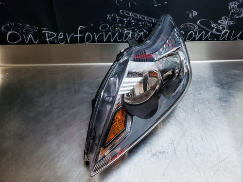 LH XR5 LV Headlight GENUINE FORD 
Part number: 8M51 13101 DF LH XR5 LV Headlight GENUINE FORD 
Part number: 8M51 13101 DF