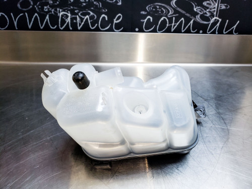 Mondeo XR5 Coolant expansion tank GENUINE FORD
Part number: 6G91 8K218 DC Mondeo XR5 Coolant expansion tank GENUINE FORD
Part number: 6G91 8K218 DC