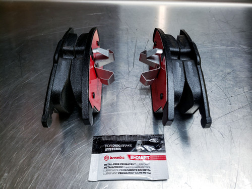 BREMBO Front Brake Pads Mondeo XR5 Turbo
Part number cross references: BG91 2K021 AA, ME6G9J 2K021 AA & ME6G9J 2K021 AB  BREMBO Front Brake Pads Mondeo XR5 Turbo
Part number cross references: BG91 2K021 AA, ME6G9J 2K021 AA & ME6G9J 2K021 AB