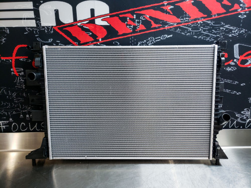 Radiator Focus RS mk3
Part number cross references: G1FY 8005 RB & 1936163