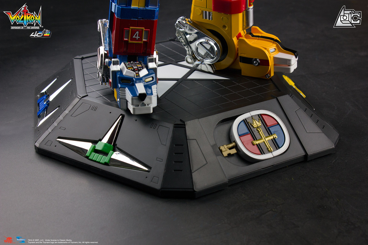 Voltron 40th Anniversary Collector's Set - Toynami Inc