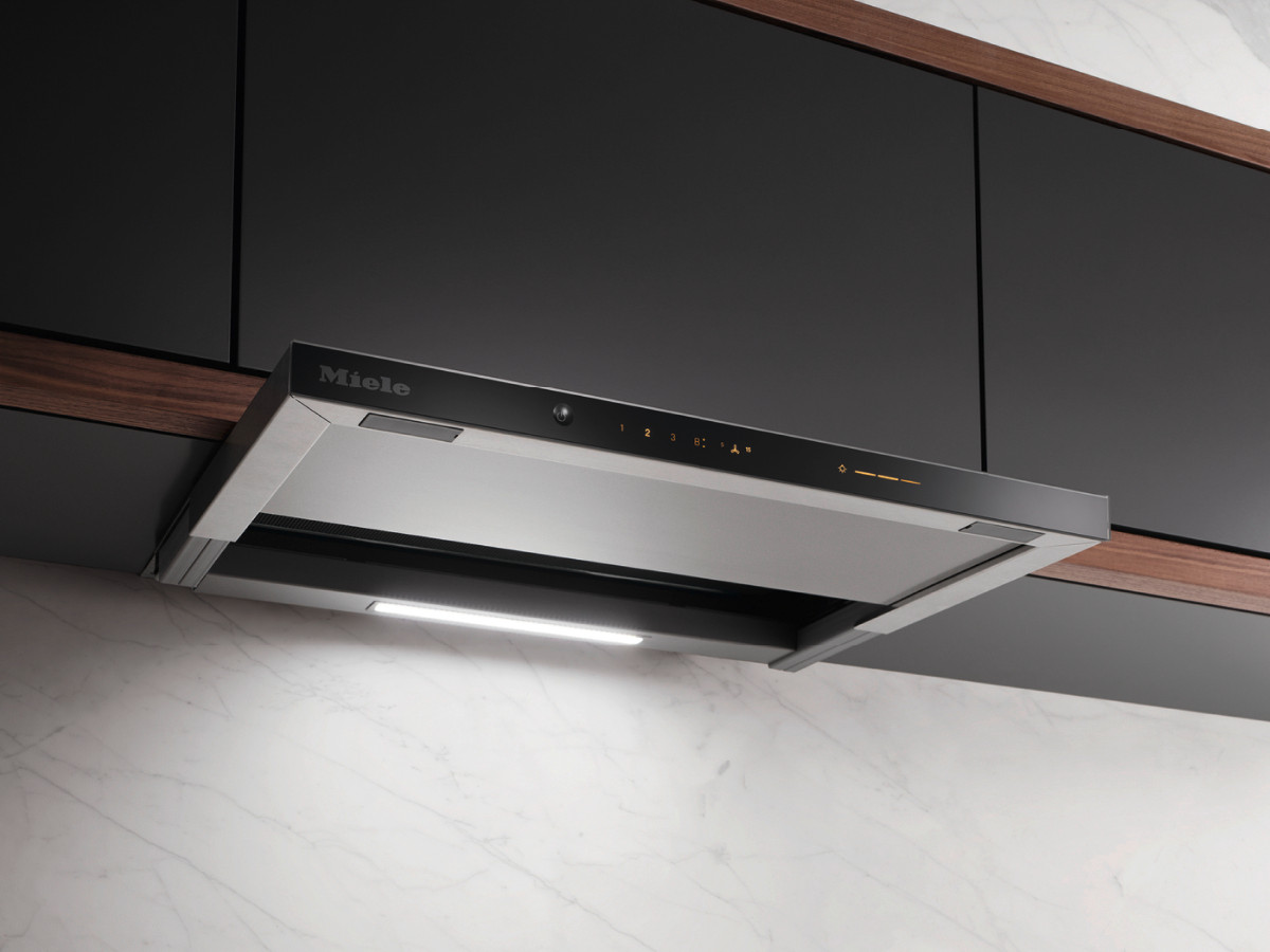 MIELE 60CM BLACK SLIMLINE SLIDEOUT RANGEHOOD DAS4630 Berloni Appliances