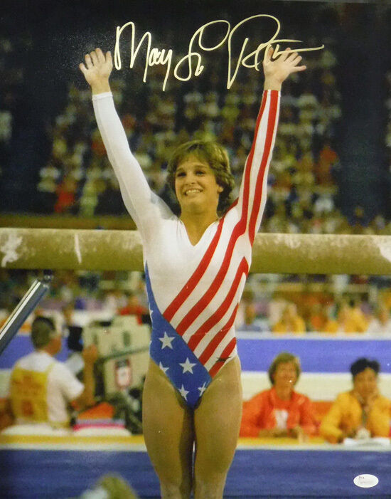 Mary Lou Retton Autographed USA Olympics 8x10 Photo (Toe Point) JSA