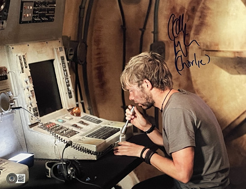 Dominic Monaghan Autographed/Signed Lost Charlie 11x14 Photo Beckett 46744