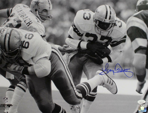 Tony Dorsett Autographed Dallas Cowboys B&W 16x20 Photo JSA