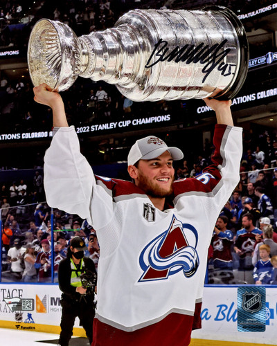 Andre Burakovsky Autographed Colorado Avalanche 8x10 Photo FAN