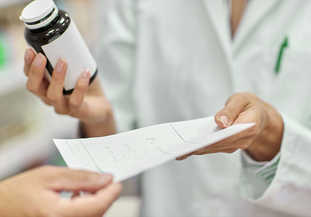 Atención farmacéutica en Farmacia Estudiantes 47 en Valdepeñas, Ciudad Real