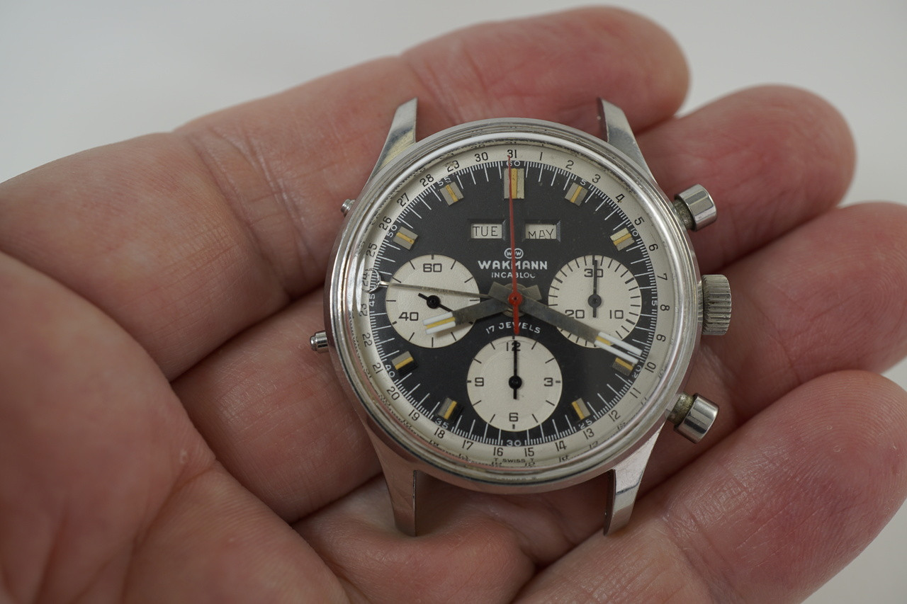 wakmann triple date chronograph
