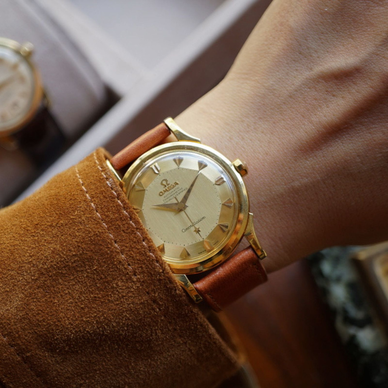 slim fit dress slacks Omega De Ville Mens Two-Tone Ultra Thin Dress Watch with Bracelet - 18 main image 1