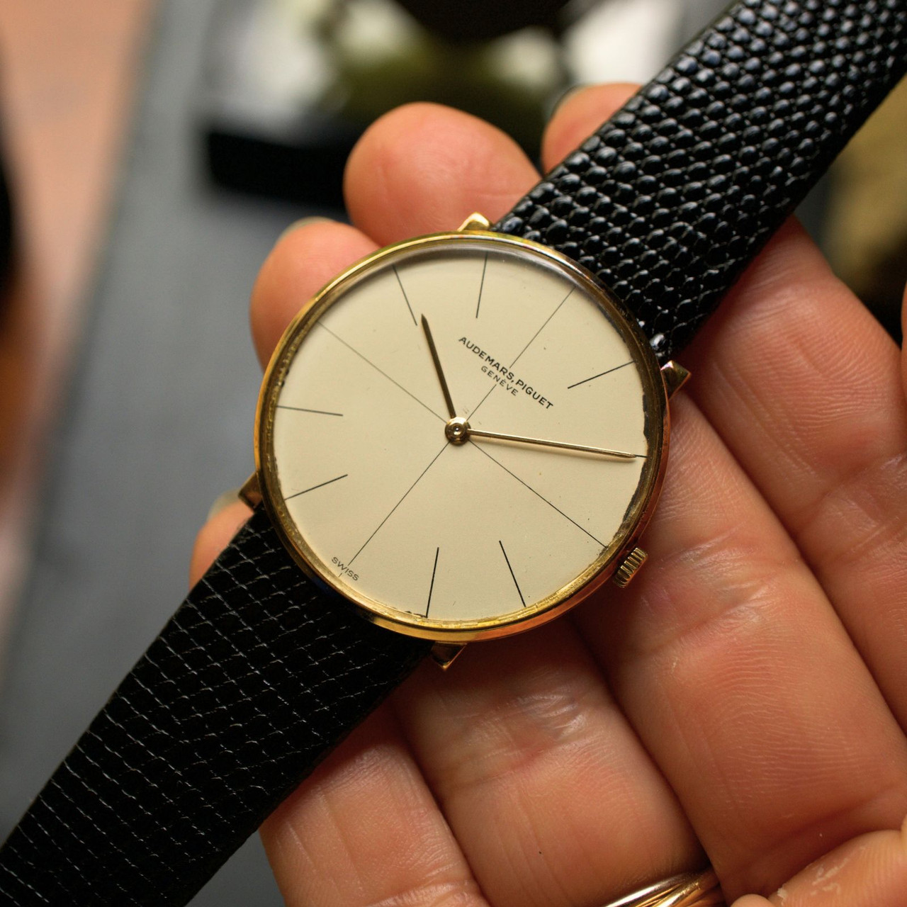 Audemars Piguet Ultra Thin Sector Dial 18k Gold 1966