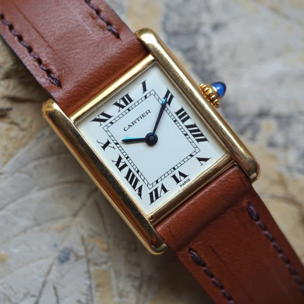 Cartier Tank Paris Ref. 78087 18k Gold 1970s