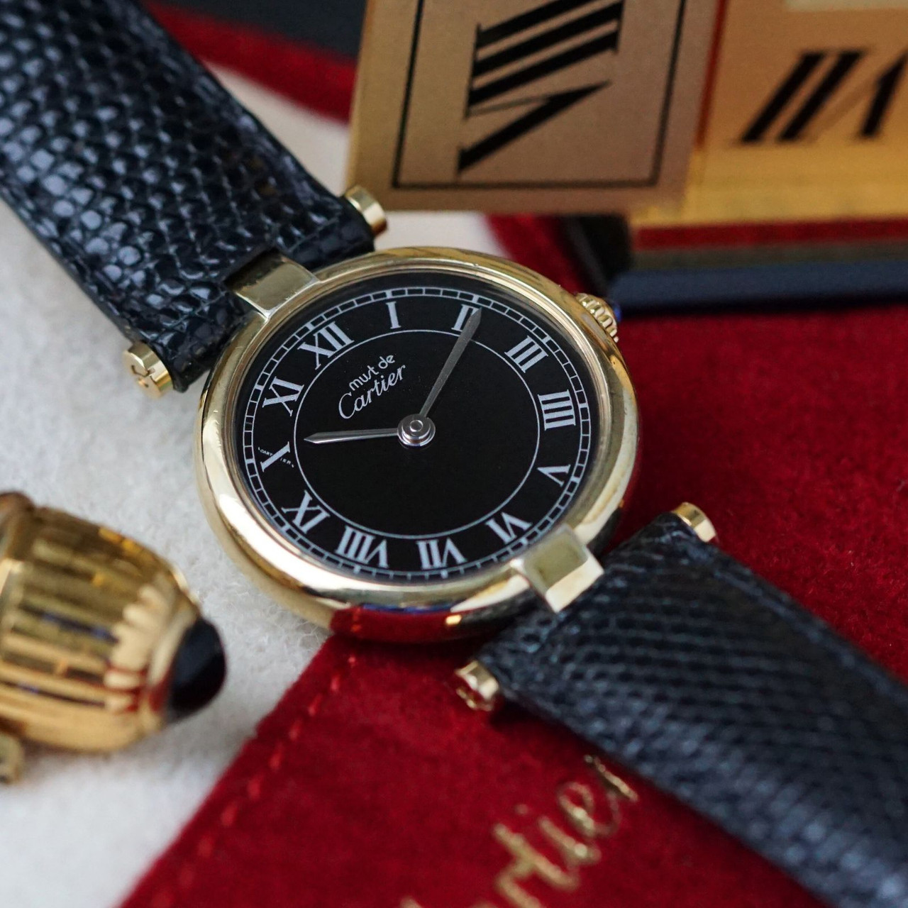 天179 / Cartier VERMEIL 腕時計 クォーツ ブラック文字盤 Cartier Tank Must de Vermeil Black 'Onyx' Dial GM from 1990s – Le