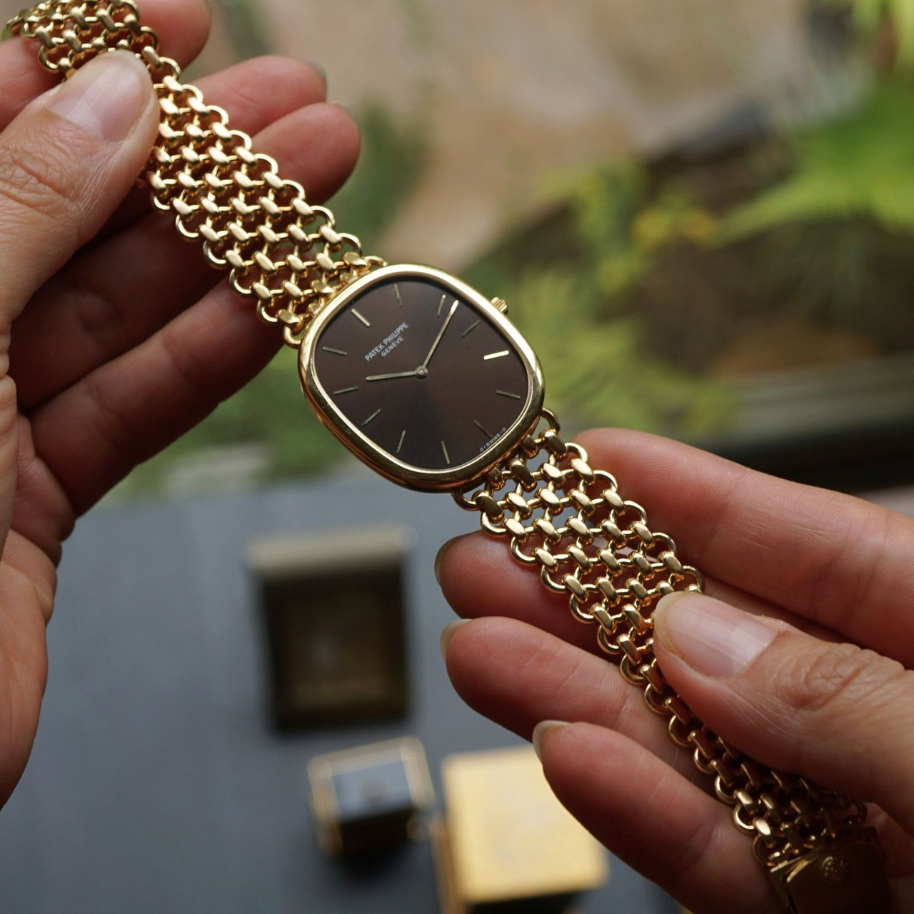 Patek Philippe Golden Ellipse Brun Soleil Ref. 3738/122J 18k Gold