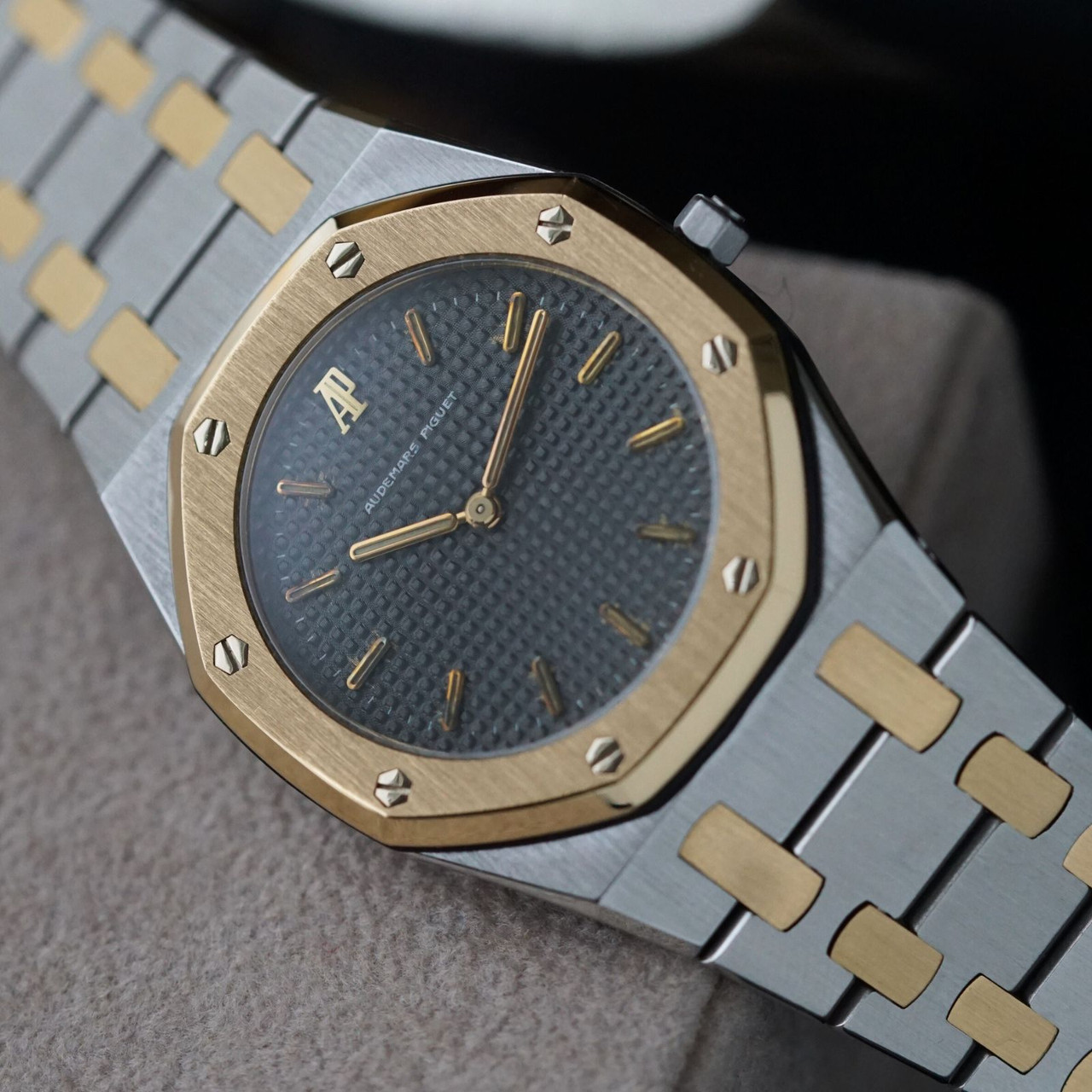Audemars Piguet Royal Oak Steel 18k Yellow Gold 30mm 1980s
