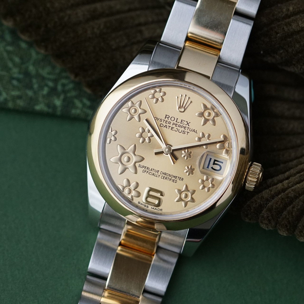 ぽんず　House on the hill Rolex Datejust Custom Diamond Bezel 178243 | WatchGuyNYC