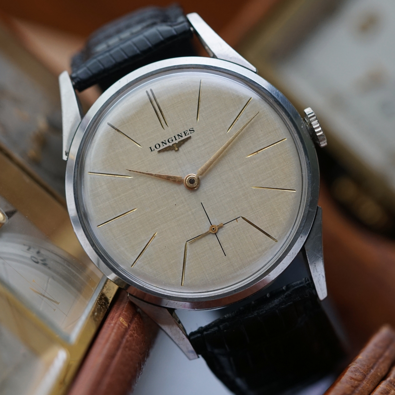Longines Vintage Ref. 7111-2 Linen Dial Steel 35mm Manual Wind 1959