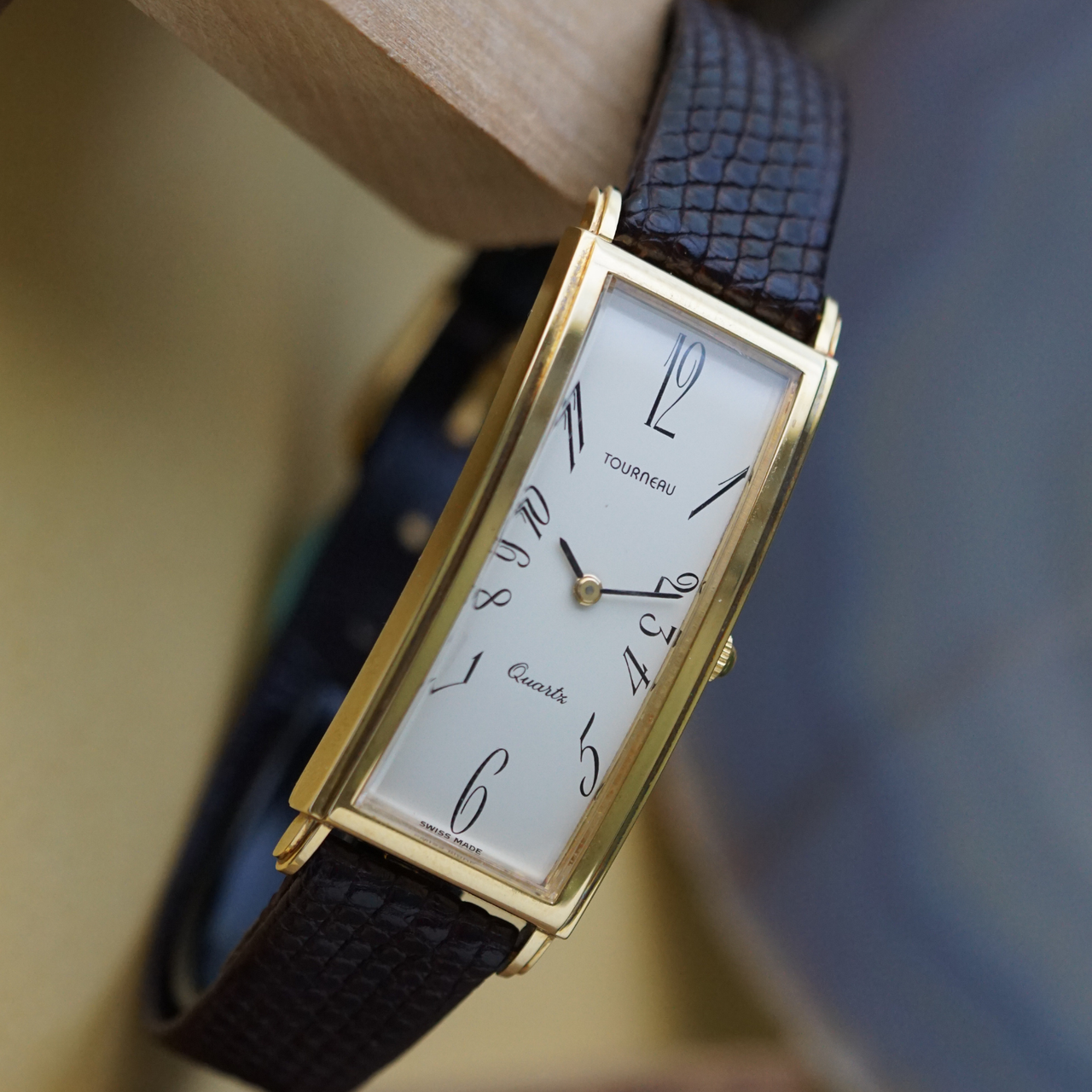 Tourneau Tank Cintrée 18k Yellow Gold 1990s