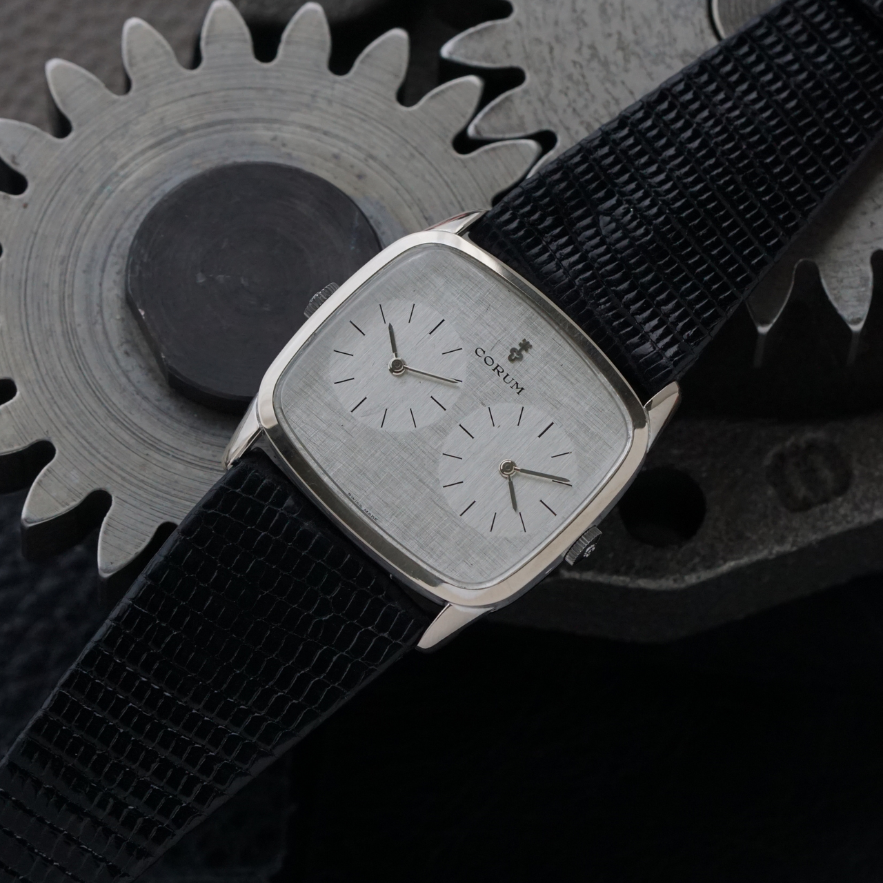 Corum 1970s Two Time Zone White Gold 16500